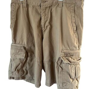 Lee Tan Cargo Shorts with Belt Loops